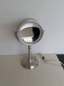 lot 32 image: CONAIR CORDED LED MIRROR