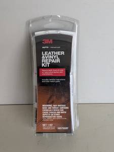 lot 71 image: 3M AUTO LEATHER & VINYL REPAIR KIT