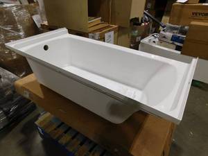 lot 44 image: 60 in. x 30 in. Soaking Bathtub with Right Drain in White