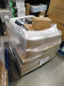 lot 80 image: Pallet of Lights--To many to count, LED Light bulbs. See photos for this steal of a Deal