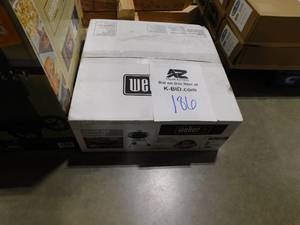 lot 186 image: Weber Jumbo Joe Premium 22 in. Charcoal Grill in Black with Steel Cooking Grate