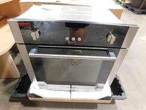 lot 191 image: Magic Chef 24 in. 2.2 cu. ft. Single Electric Wall Oven with Convection and Manual Clean
