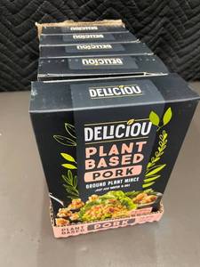lot 490 image: ID 4 - Deliciou Plant Based Pork Mince Bulk Lot, 5 x 1kg Boxes, Best By 82624