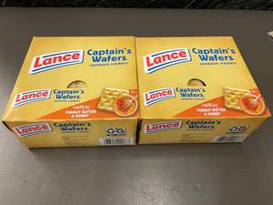 lot 531 image: IA 4 - Lance Captains Wafers Peanut Butter Honey Crackers 18 Packs (6 Sandwiches Each)