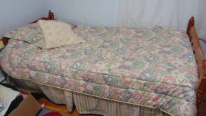 lot 78 image: Twin Size Bed Frame and Mattress