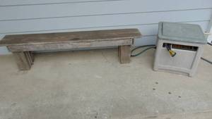 lot 94 image: 6ft Wooden Bench and Hose Reel with Hose