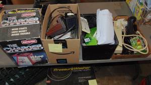 lot 114 image: Battery Charger, Electrical Items and Misc