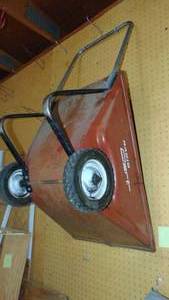 lot 152 image: Vintage Radio Garden Cart