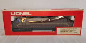 lot 145 image: Lionel Pennsylvania Little Joe Electric Train