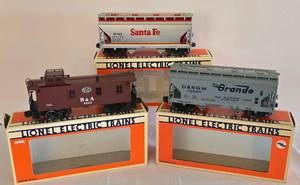 lot 188 image: Lionel Electric Train Grouping including Lionel Model 6-17008 Denver & Rio Grande Standard 02 Bay Hopper