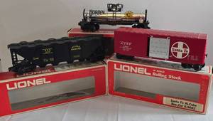 lot 239 image: Lionel Train Car Grouping including Lionel Model 6-9117, Lionel Model 6-9154 and Lionel Model 6-9602