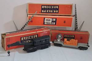 lot 266 image: Lionel Electric Train Equipment