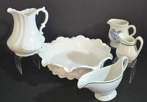 lot 268 image: Pretty White Serving Pieces