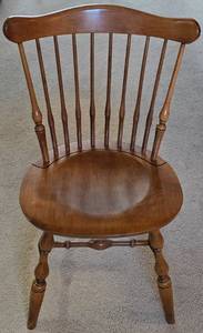 lot 281 image: Ethan Allen Spindle-Back Dining Chair