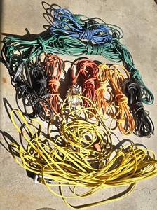 lot 283 image: Power Cord Bonanza