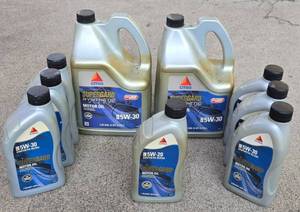 lot 295 image: Citgo Supergard Synthetic Motor Oil Grouping