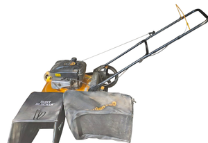 lot 11K image: Poulan Pro Lawn Mower with Dust Guard & Grass Catcher
