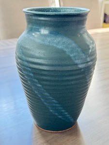 lot 22 image: Artisan Pottery Vase Signed