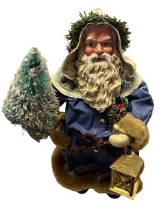lot 74 image: Clothtique Santa Claus Decorative Figure with Tree and Lantern