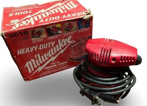 lot 120 image: Milwaukee Heavy-Duty Orbital Finishing Sander with Original Box