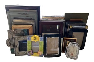 lot 60 image: Assorted Tabletop and Wall Picture Frames