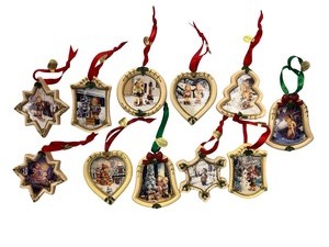 lot 95 image: Set of 12 M.J. Hummel Porcelain Christmas Ornaments