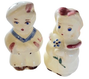 lot 187 image: Vintage Boy and Girl Ceramic Salt and Pepper Shakers