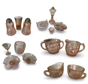 lot 106 image: Collection of Vintage Pink Depression Glass Dishes and Tableware