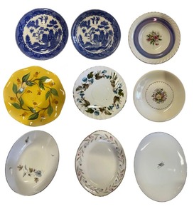 lot 194 image: Collection of 9 Vintage Decorative Plates and Platters with Floral Patterns