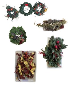 lot 151 image: Collection of Artificial Holiday Wreaths and Decorative Garlands