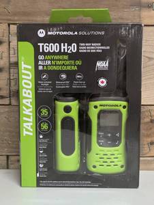 lot 91 image: Motorola Solutions T600 35 Miles Waterproof Two-way Radio Green, 2-pack