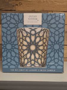 lot 15 image: Ocean Vetiver Soy Blend Candle - 5 Wick - 135 Oz - Mega candle