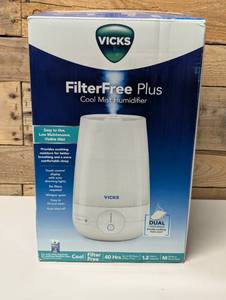 lot 158 image: Vicks Filter Free Plus Cool Mist Ultrasonic Humidifier - 1.2gal