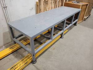 lot 11 image: Long Metal Table (584088)
