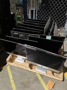 lot 15 image: Lot of 16 iMacs (2013-2017) (584104)), damaged screen and other issues. FOR PARTS UNTESTEDAS-IS. NO HDDS