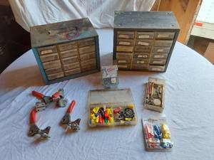 lot 16 image: Mixed Hardware and Tool Accessories including Assorted Drawers, Pico Connector Assortment, and Drill Screws