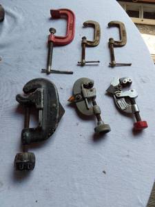 lot 33 image: Pipe cutters and C-Clamps