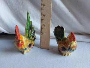 lot 98 image: Palwar Rooster Salt and Pepper Shakers with Cork Stoppers