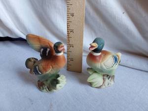 lot 125 image: Victoria Ceramics Mallard Duck Salt and Pepper Shakers