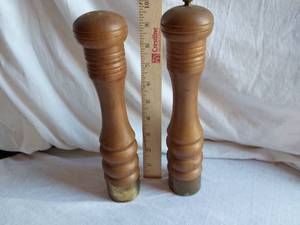 lot 145 image: Nasco Wooden Pepper Mill and Salt Shaker