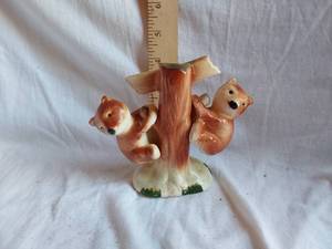 lot 166 image: Bear Cub Salt and Pepper Shakers on a Ceramic Tree