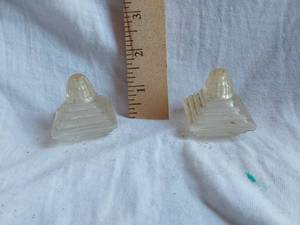 lot 209 image: Pair of Clear Glass Pyramid-Shaped Salt and Pepper Shakers