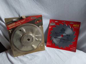 lot 251 image: Enduro Carbide Tipped  7 Adjustable Dado Set and Vermont American Circular Saw Blade Set