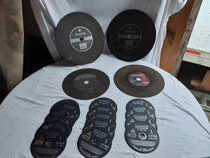 lot 253 image: Makita Metal Cutting Discs and Radnor Stainless Cut Off Wheels