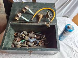 lot 280 image: Watts Regulator Valves, Bernzomatic Propane Cylinder and Assorted Plumbing Parts