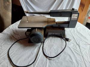 lot 284 image: Craftsman 16 Direct Drive Scroll Saw