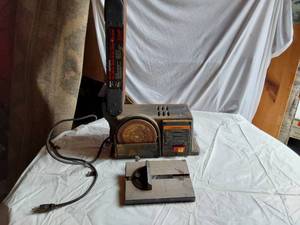 lot 285 image: Sears Craftsman 4 x 36-in. Belt6-in. Disc Sander Model 113.226431