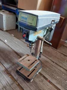 lot 298 image: Tough 8 Inch Drill Press Model #1790-D-8