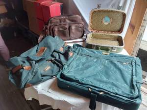 lot 303 image: American Tourister and Jaguar Luggage Bags with Leather Bag