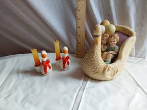 lot 327 image: Wilitts Designs Figurine and Goose Candle Holders